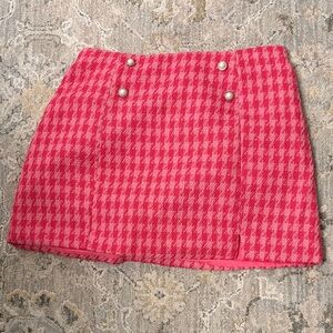 Trendy Pink Houndstooth Mini Skirt